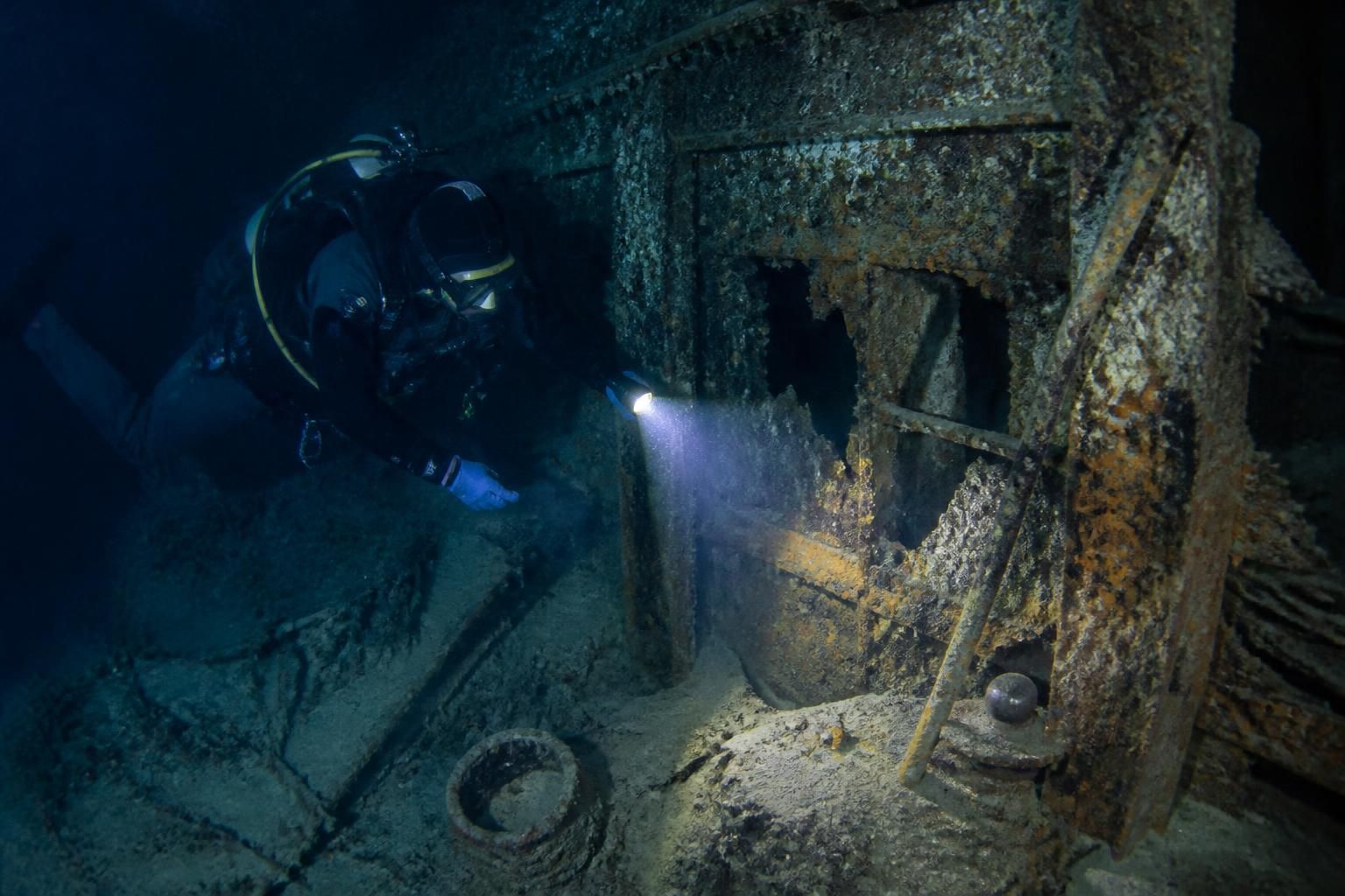 découvrez comment les documentaires sur le titanic dévoilent des secrets cachés, offrant un regard inédit sur l'histoire et les mystères du célèbre paquebot.