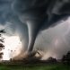 découvrez des vidéos captivantes qui révèlent toute la puissance impressionnante des tornades et leur impact spectaculaire.